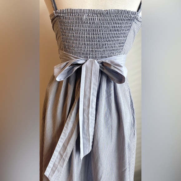 American Eagle Summer Dress - Picture 5 of 9